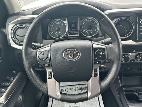 Used 2019 Toyota Tacoma SR5 image 19