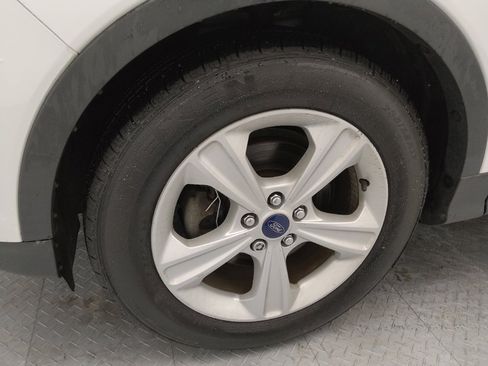 Used 2015 Ford Escape SE w/ Equipment Group 201A image 31