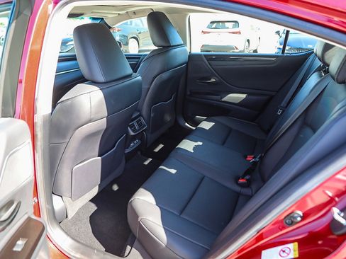 Used 2019 Lexus ES 350 w/ Premium Package image 18