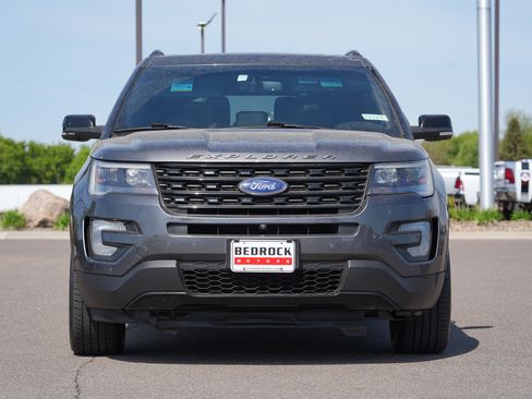 Used 2016 Ford Explorer Sport w/ Equipment Group 401A AWD/4WD image 8
