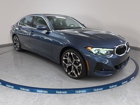 New 2026 BMW 330i Sedan w/ Convenience Package RWD image 3