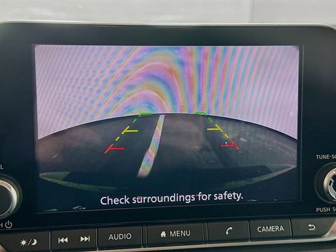 Used 2025 Nissan Rogue SV image 22