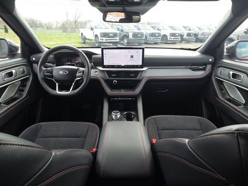 Used 2025 Ford Explorer ST AWD/4WD image 21
