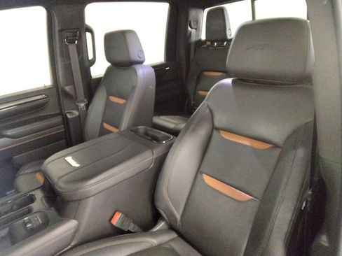 Used 2024 GMC Sierra 2500 AT4 w/ Technology Package image 33