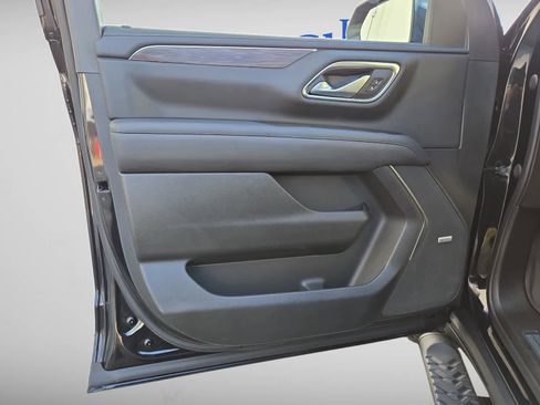 Used 2022 Chevrolet Tahoe Z71 image 14