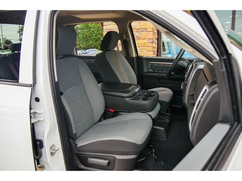 Used 2023 RAM 1500 Classic SLT w/ Protection Group AWD/4WD image 14