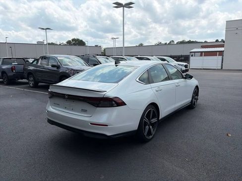 Used 2023 Honda Accord Sport image 5