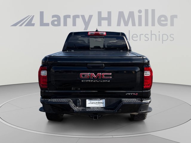 Used 2023 GMC Canyon AT4 w/ AT4 Premium Package AWD/4WD image 4