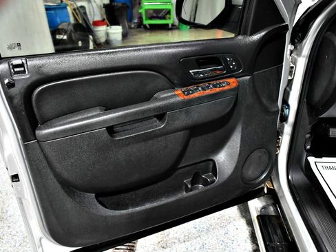 Used 2011 Chevrolet Silverado 1500 LTZ w/ LTZ Plus Package image 9