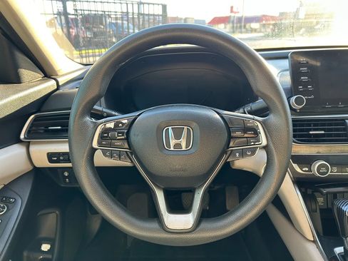 Used 2018 Honda Accord LX image 20