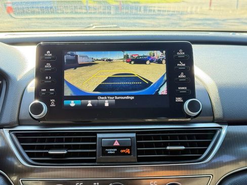 Used 2019 Honda Accord Sport image 21