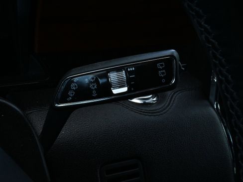 Used 2019 Lincoln Navigator Reserve AWD/4WD image 41