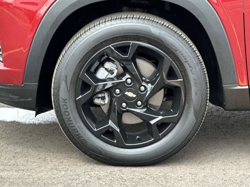 Certified 2024 Chevrolet Trax LT w/ Driver Confidence Package FWD image 8