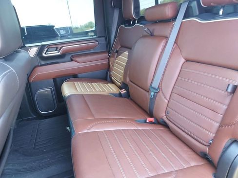 Used 2024 GMC Sierra 2500 Denali Ultimate AWD/4WD image 28