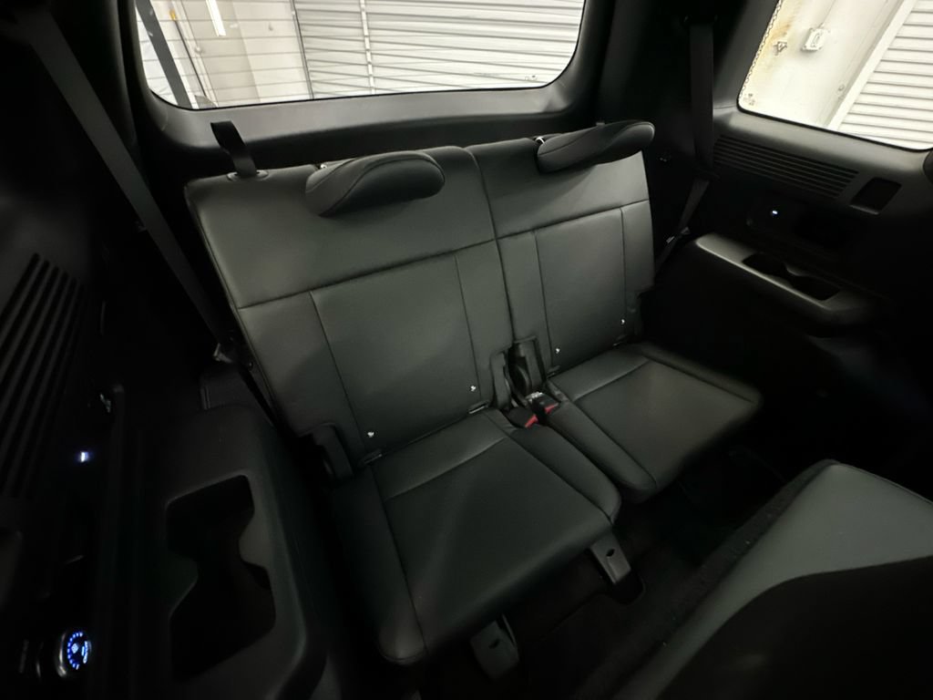 Used 2025 Hyundai Santa Fe Calligraphy FWD image 19