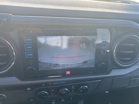 Used 2018 Toyota Tacoma TRD Sport w/ TRD Premium Sport Package image 45