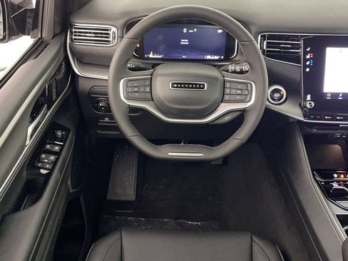 New 2025 Jeep Wagoneer L Series II image 14