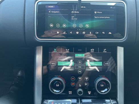 Used 2018 Land Rover Range Rover HSE AWD/4WD image 5