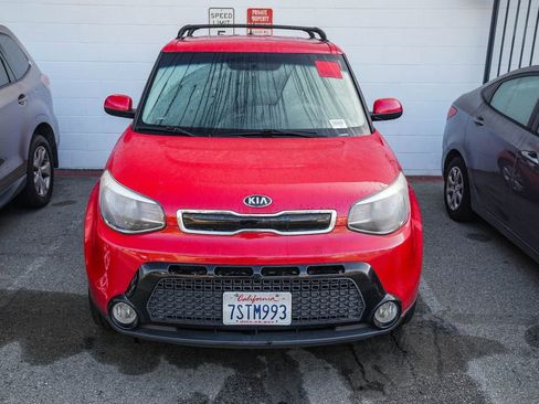 Used 2016 Kia Soul + image 2