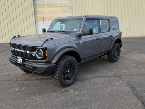 New 2025 Ford Bronco Big Bend image 2