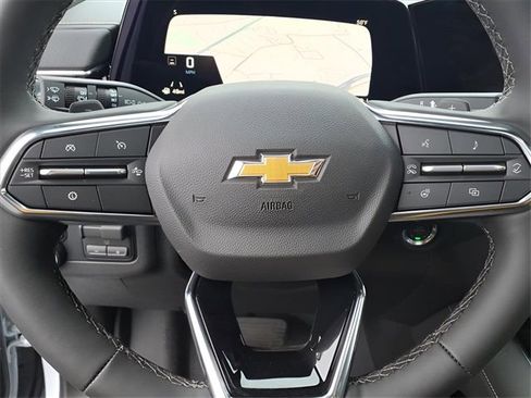 New 2026 Chevrolet Suburban Premier image 9