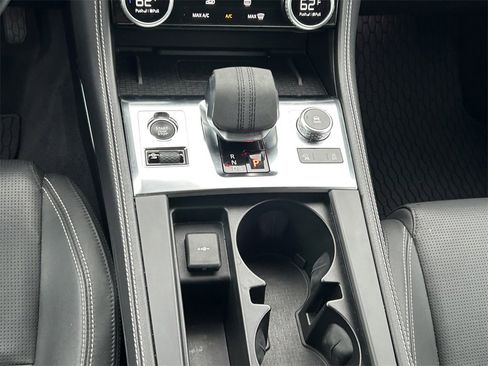 Used 2024 Jaguar F-PACE R-Dynamic S image 20