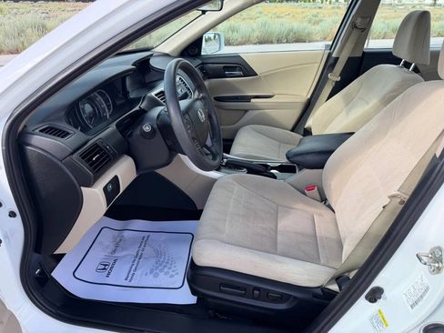 Used 2015 Honda Accord EX image 13