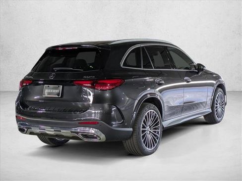 New 2026 Mercedes-Benz GLC 350e 4MATIC image 2