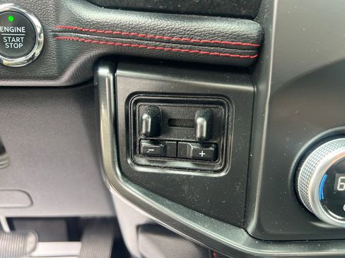 Used 2022 Ford Expedition Max Limited AWD/4WD image 19