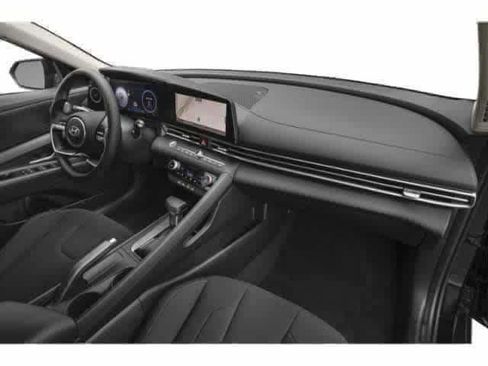 New 2026 Hyundai Elantra SEL Sport FWD image 15