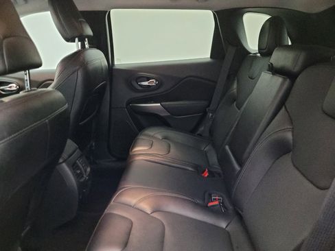 Used 2022 Jeep Cherokee Latitude Lux AWD/4WD image 18