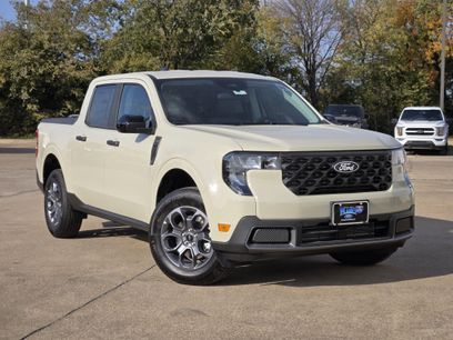 New 2025 Ford Maverick XLT w/ XLT Luxury Package