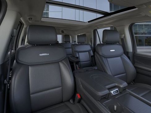 New 2025 Ford Expedition Platinum w/ Driver's Package AWD/4WD image 10