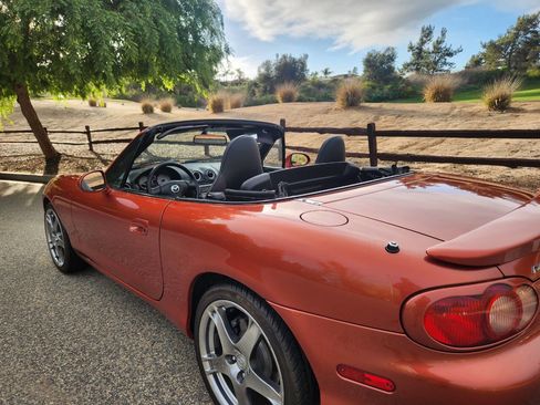 Used 2005 MAZDA MX-5 Miata MAZDASPEED image 4