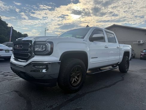 Used 2016 GMC Sierra 1500 SLE w/ SLE Value Package AWD/4WD image 5
