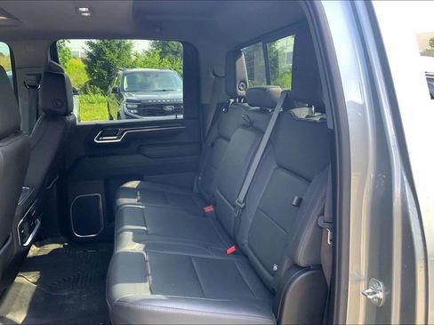 Used 2025 Chevrolet Silverado 2500 LTZ w/ Trail Boss Package AWD/4WD image 11