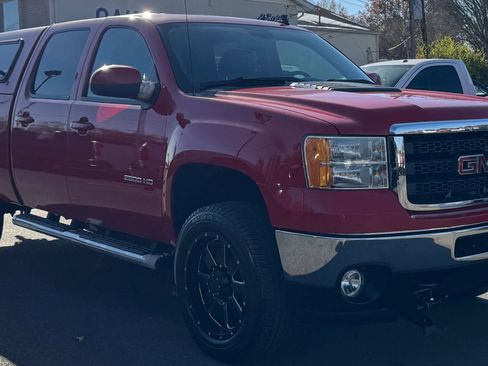 Used 2012 GMC Sierra 2500 SLT w/ SLT Convenience Package image 4