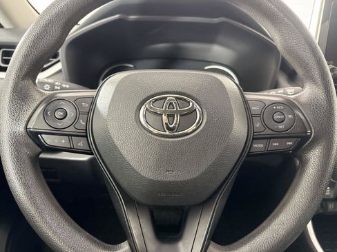 Used 2025 Toyota RAV4 LE FWD image 16