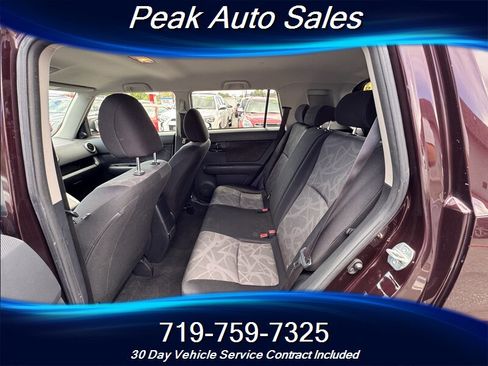 Used 2015 Scion xB FWD image 21