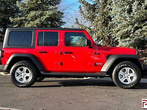 Used 2020 Jeep Wrangler Unlimited Sport S image 3