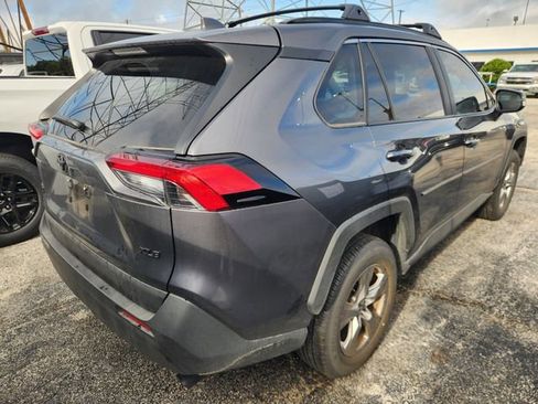 Used 2025 Toyota RAV4 XLE FWD image 4