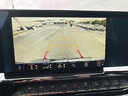 Used 2024 Chevrolet Silverado 1500 ZR2 w/ ZR2 Bison Edition image 29