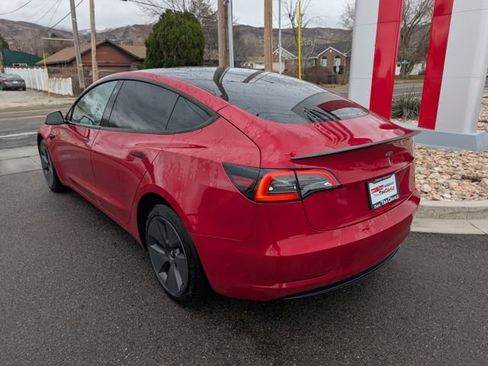 Used 2023 Tesla Model 3 Standard Range image 5