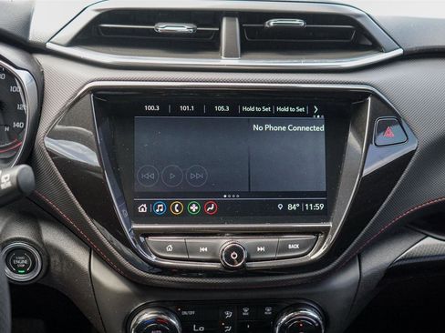 Used 2021 Chevrolet TrailBlazer RS w/ Technology Package FWD image 13