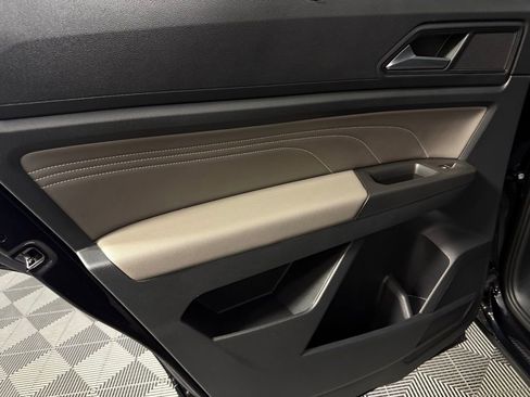 Used 2022 Volkswagen Atlas SE image 28