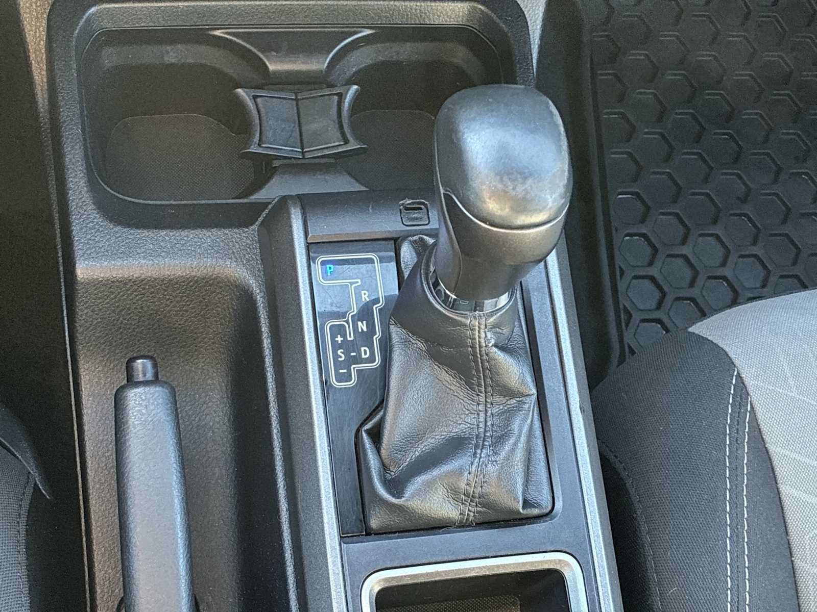 Used 2020 Toyota Tacoma TRD Sport AWD/4WD image 20
