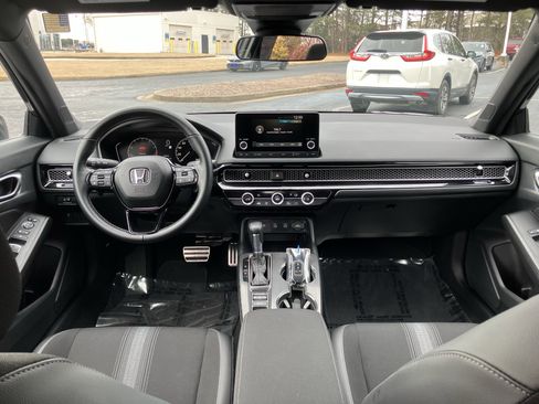 Used 2025 Honda Civic Sport image 30