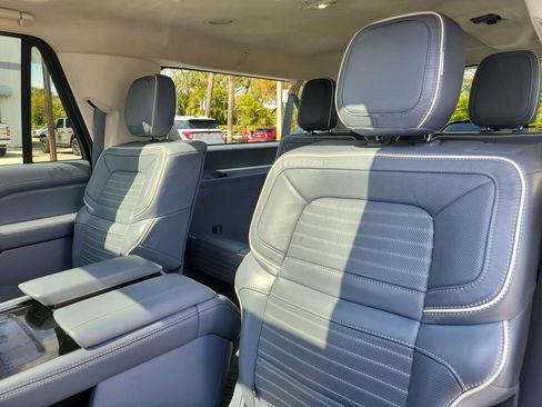 Certified 2024 Lincoln Navigator L Black Label AWD/4WD image 14