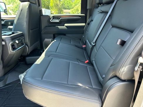 New 2026 GMC Sierra 3500 Denali w/ Denali Reserve Package AWD/4WD image 21
