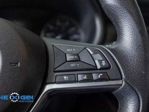 Used 2022 Nissan Kicks SV FWD image 15